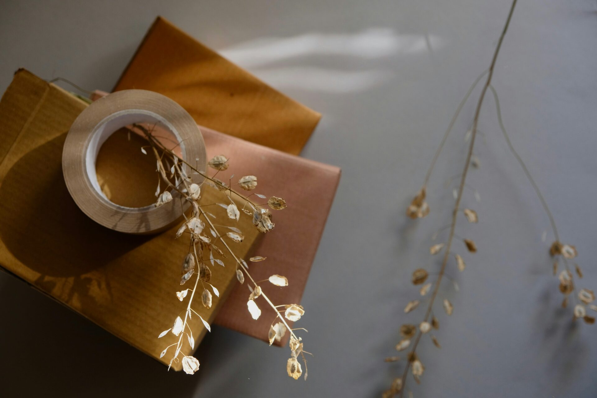 Five easy ways to make your online shopping more sustainable this festive season